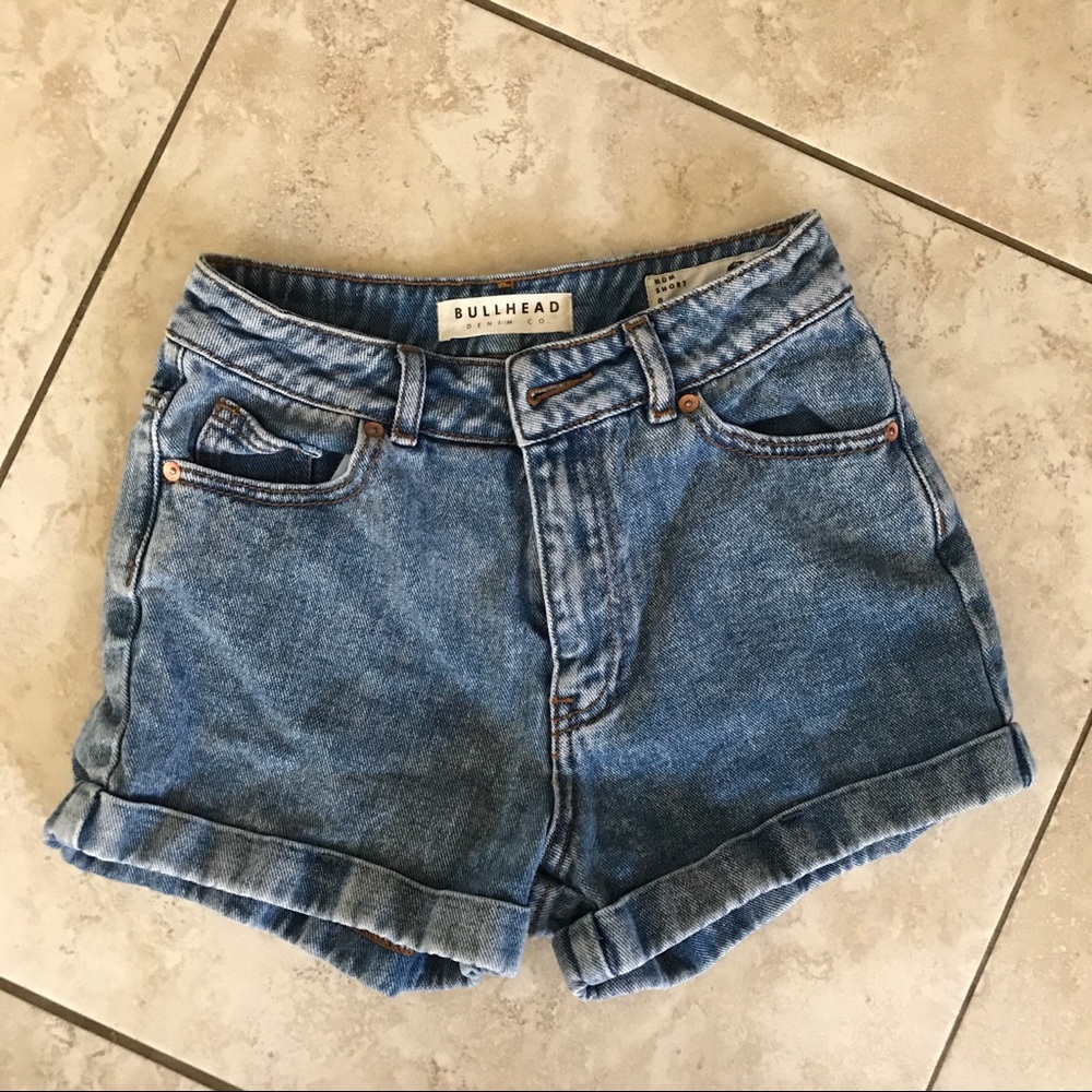 High Wasted Shorts